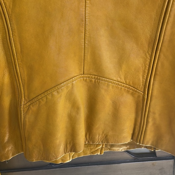 Linea Pelle Mustard Yellow Leather Moto Jacket Medium - Picture 6 of 9